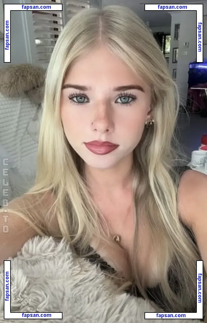 hannahanderrson nude photo #0008 from OnlyFans