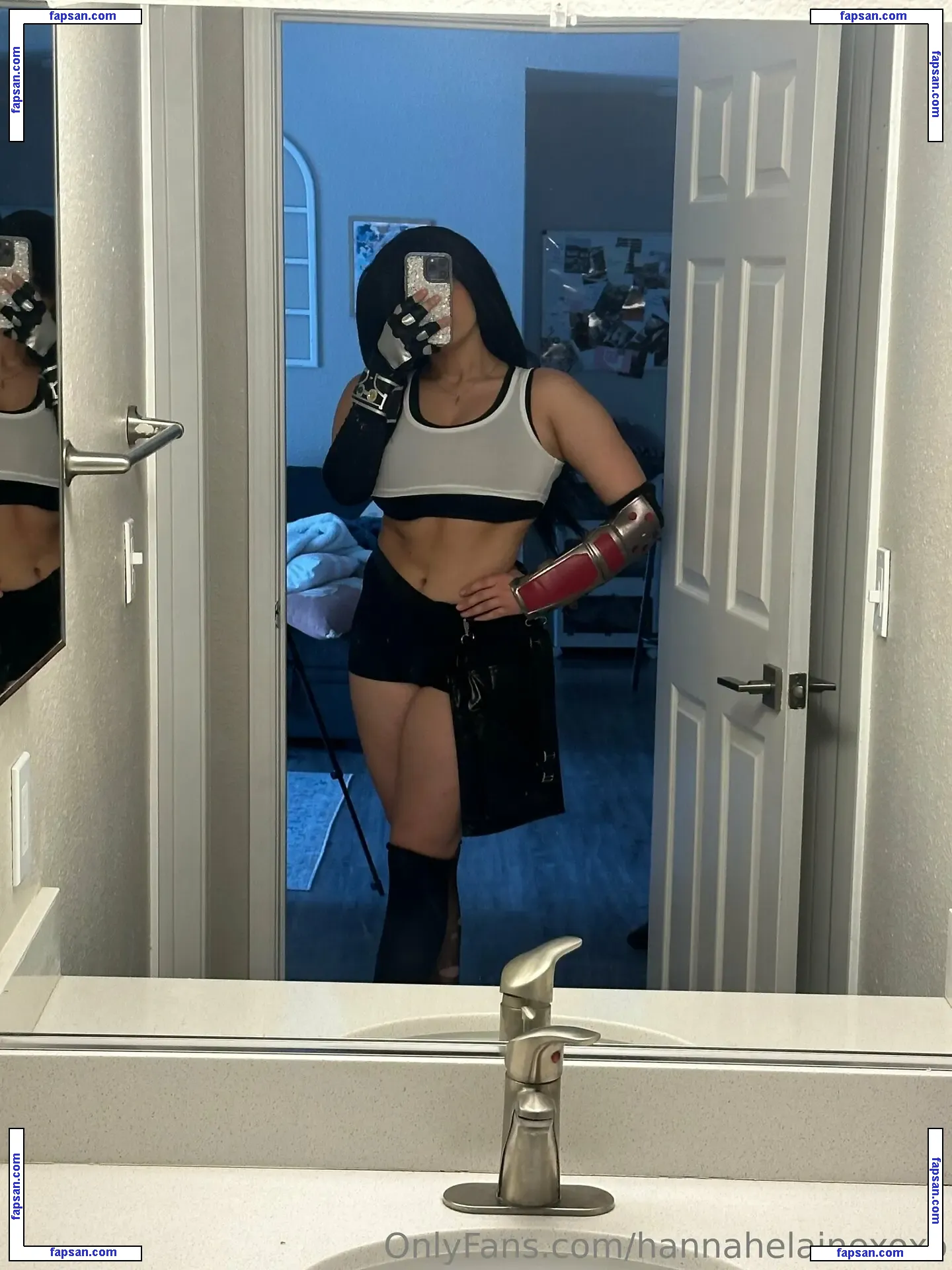 Hannahelainexoxo nude photo #0045 from OnlyFans