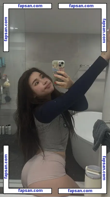 Hannahkae27 nude photo #0634 from OnlyFans