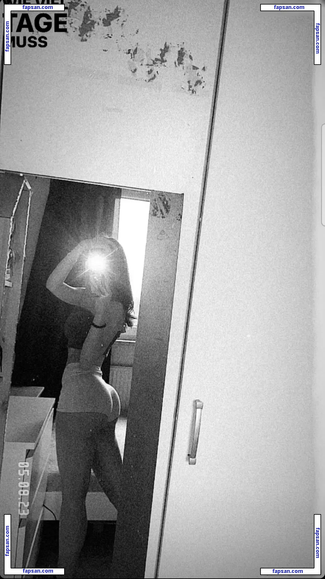 hannahluisienne nude photo #0021 from OnlyFans