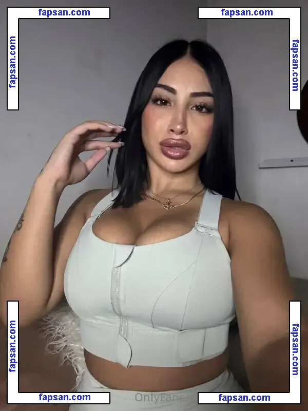 hannahsmithxo nude photo #0004 from OnlyFans
