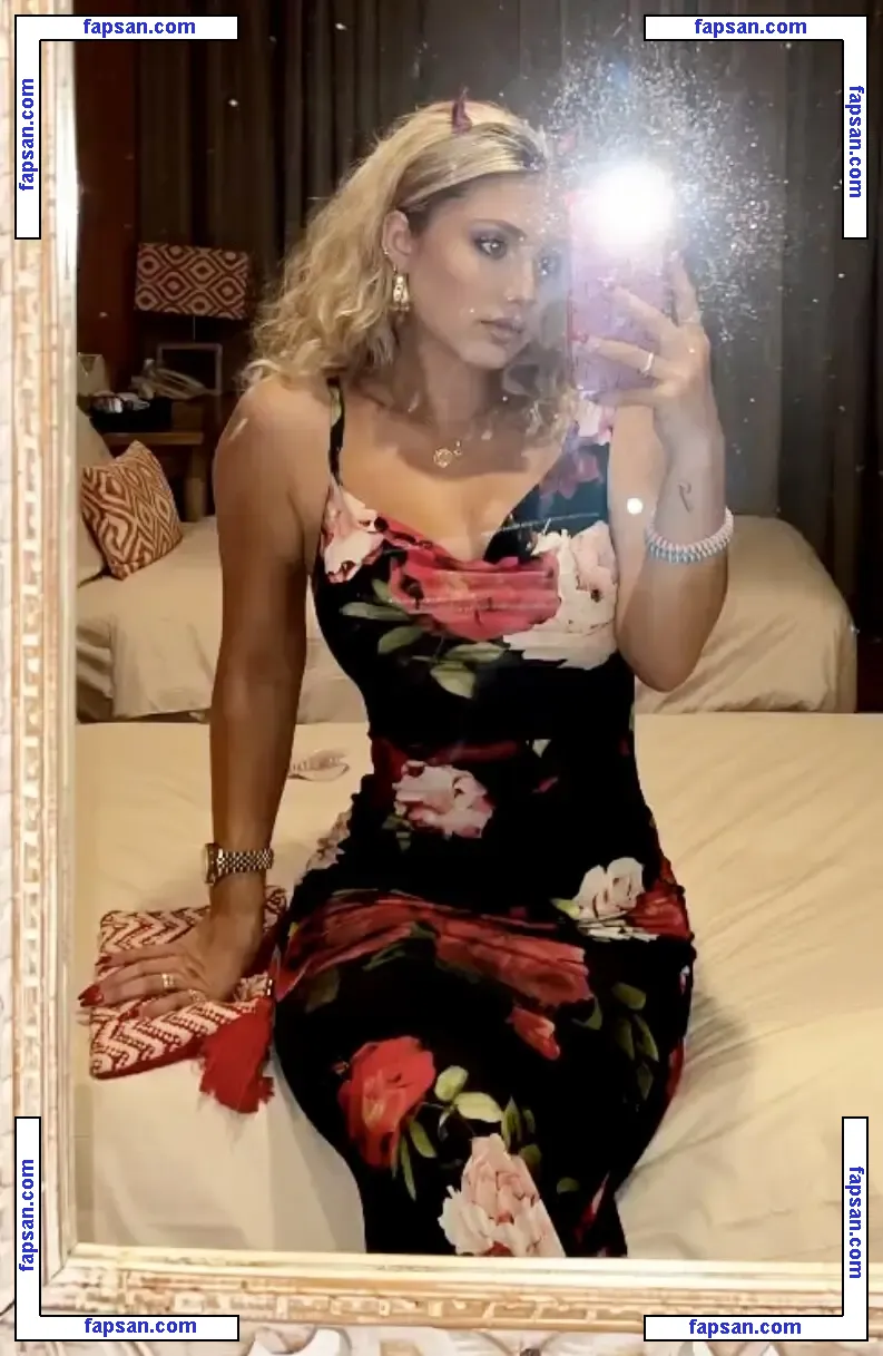 Hari Beavis nude photo #0019 from OnlyFans