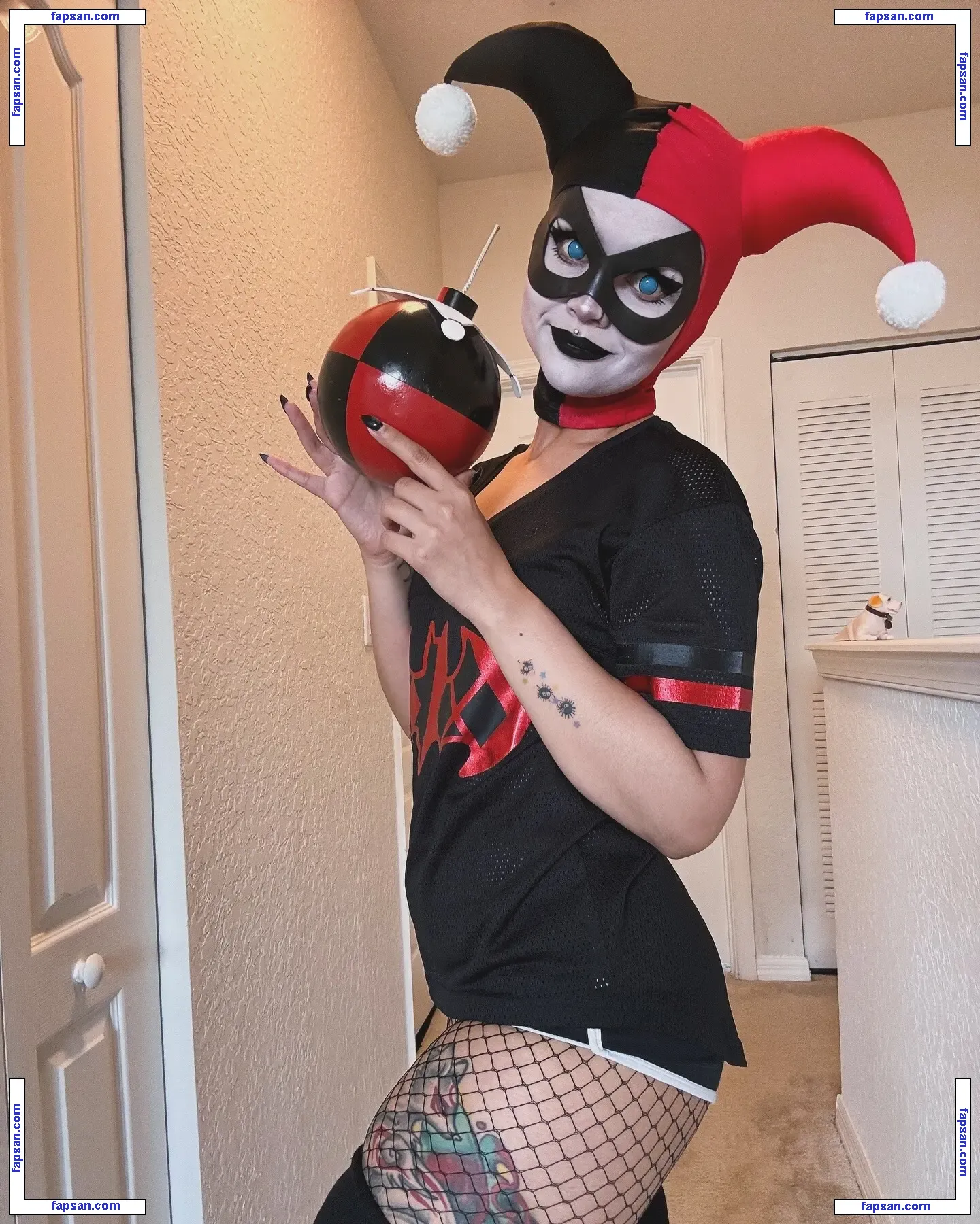 Harley Quinn Cosplay nude photo #0038 from OnlyFans