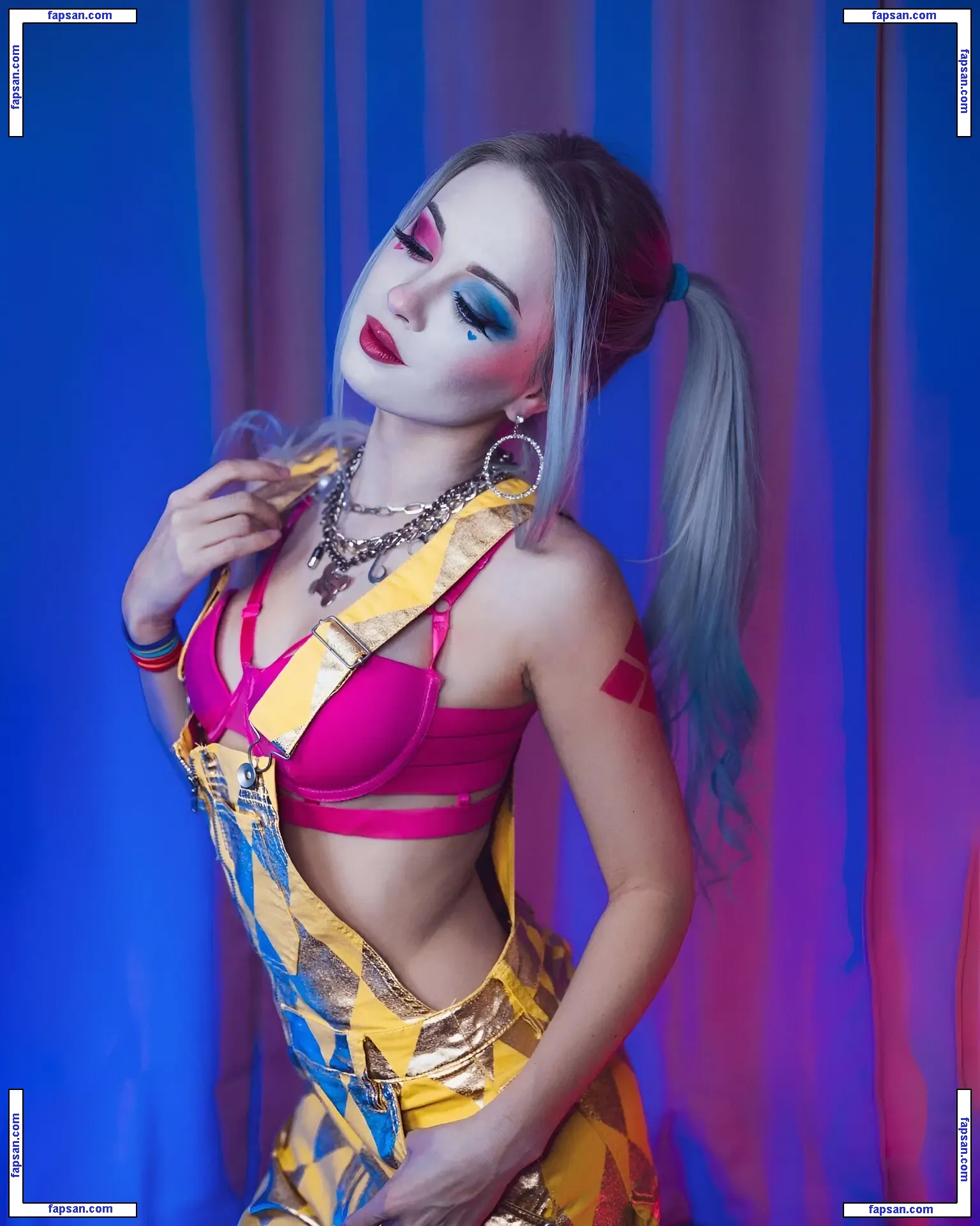 Harley Quinn Cosplay nude photo #0097 from OnlyFans