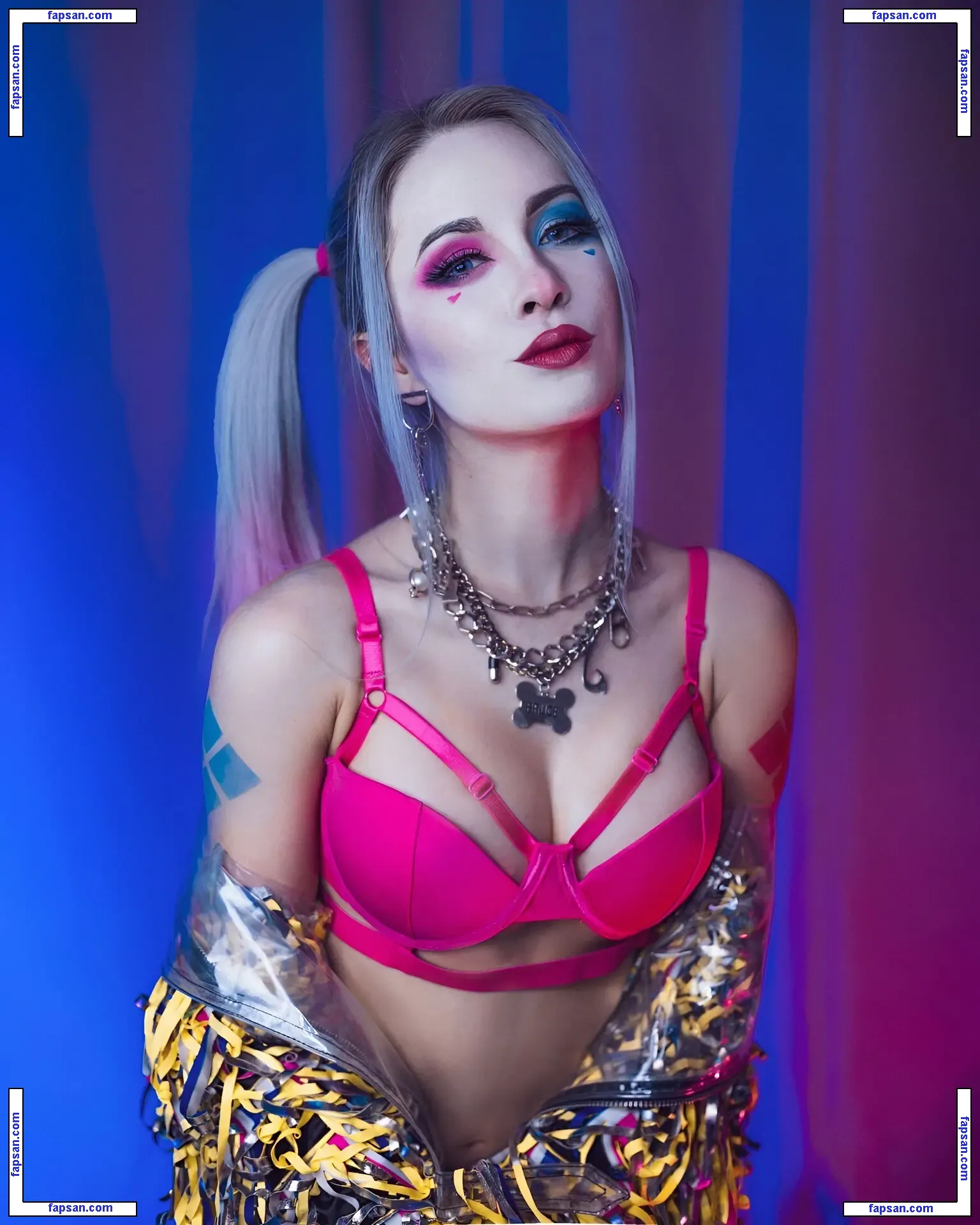 Harley Quinn Cosplay nude photo #0103 from OnlyFans