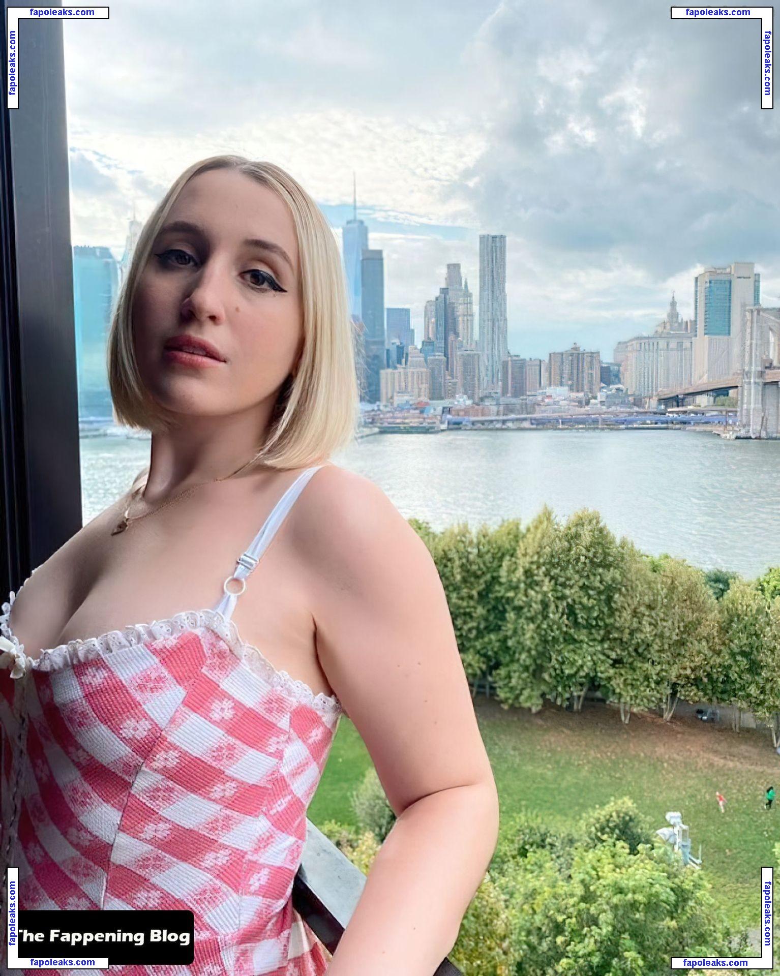 Harley Quinn Smith / harleyquinnsmith nude photo #0015 from OnlyFans