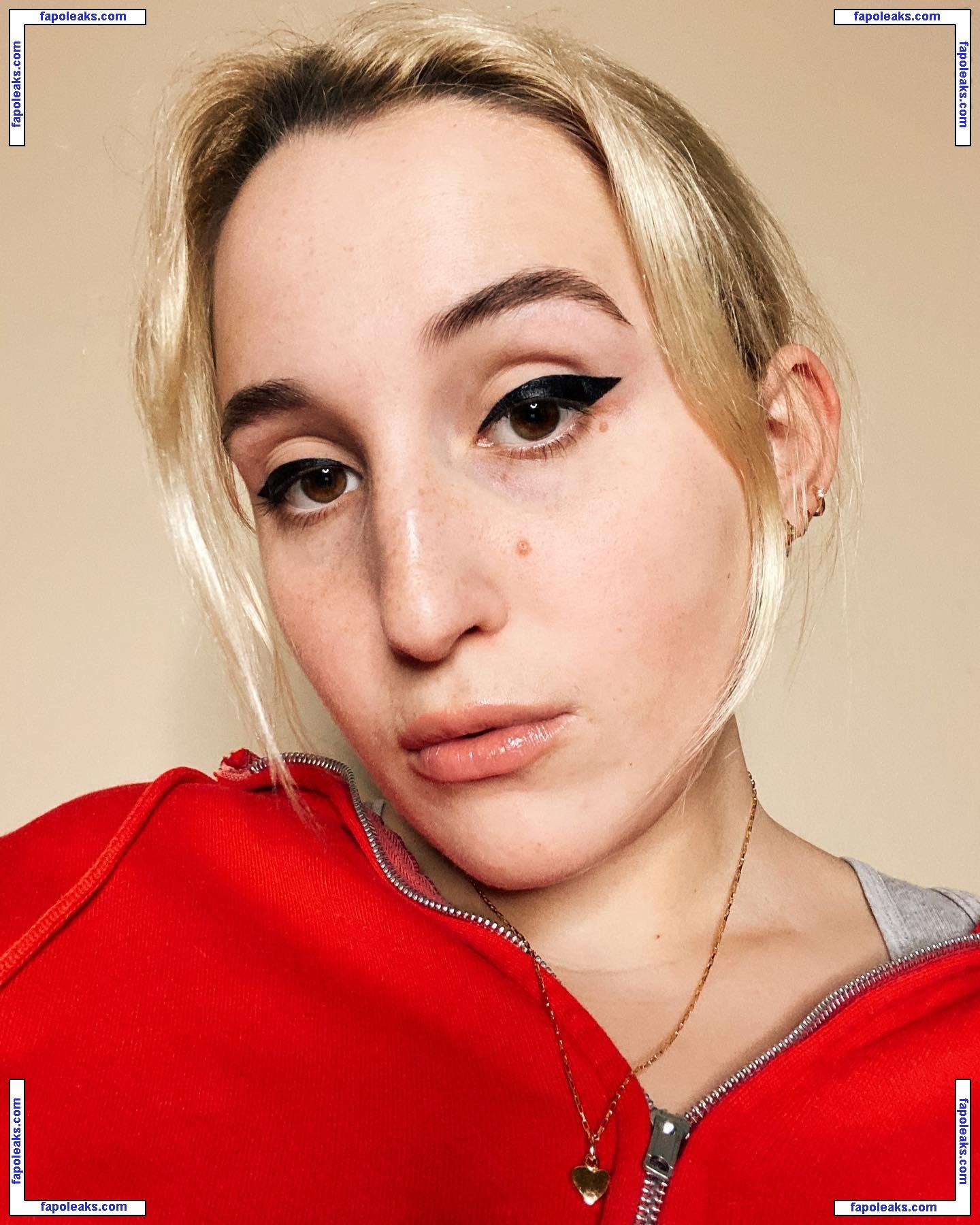 Harley Quinn Smith / harleyquinnsmith nude photo #0059 from OnlyFans