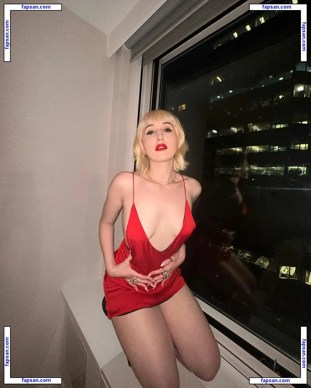 Harley Quinn Smith nude photo #0143 from OnlyFans