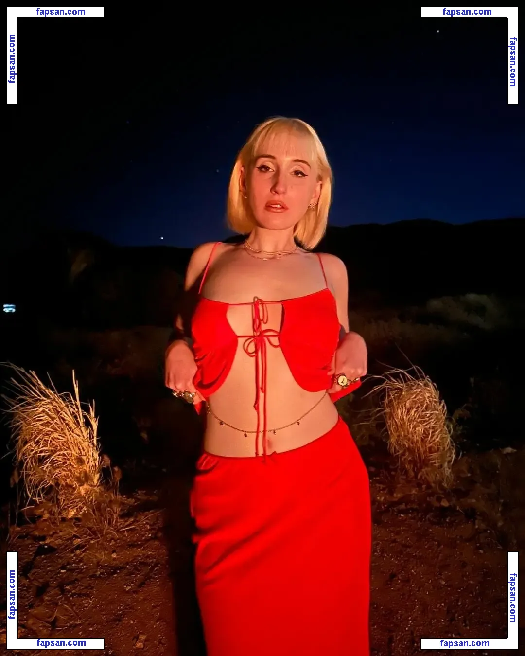 Harley Quinn Smith nude photo #0148 from OnlyFans