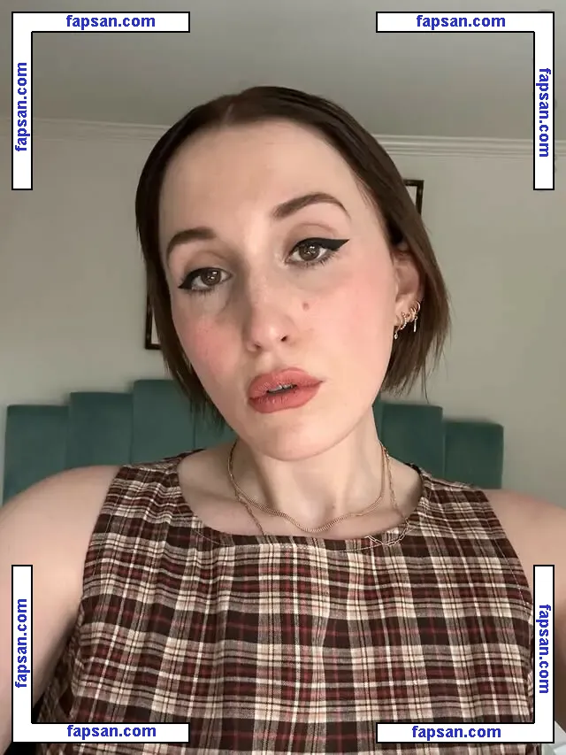 Harley Quinn Smith nude photo #0202 from OnlyFans