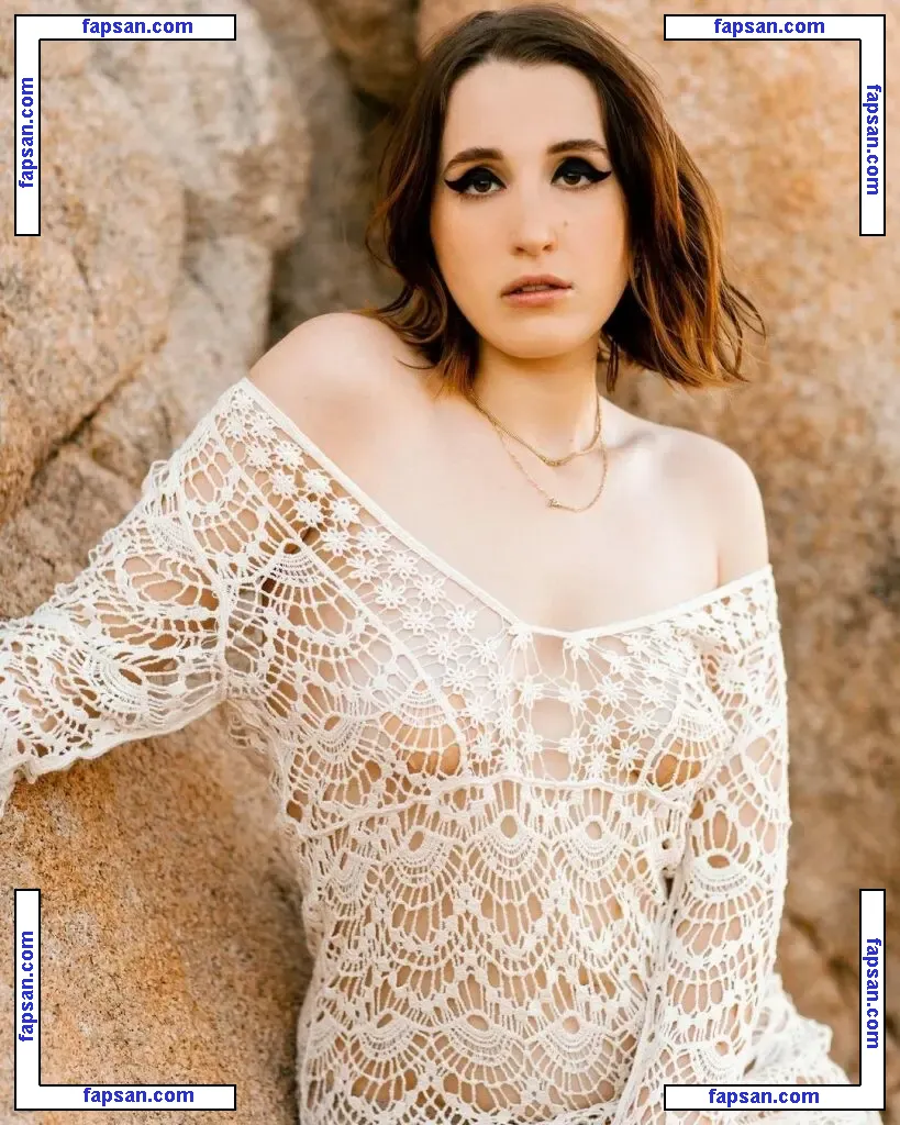 Harley Quinn Smith nude photo #0241 from OnlyFans