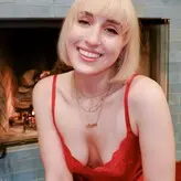 Harley Quinn Smith голая #0106