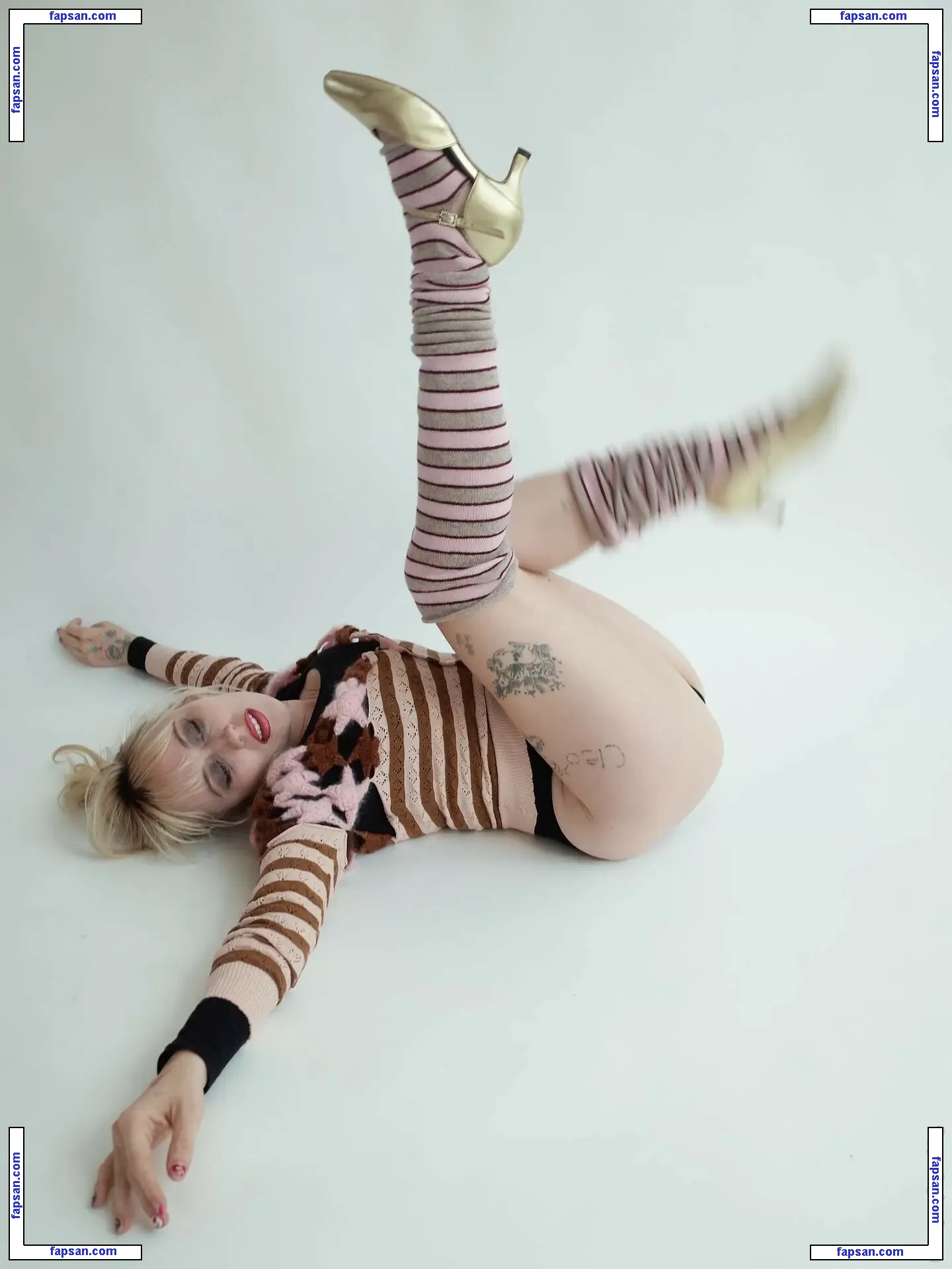 Harmony Tividad голая фото #0040 с Онлифанс