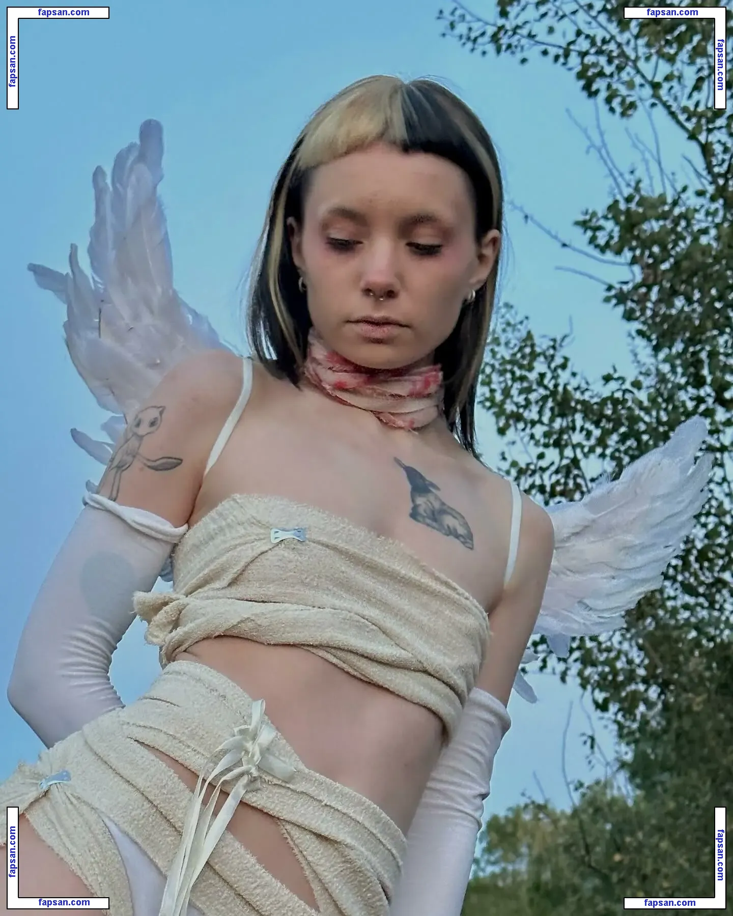 Haropones nude photo #0035 from OnlyFans