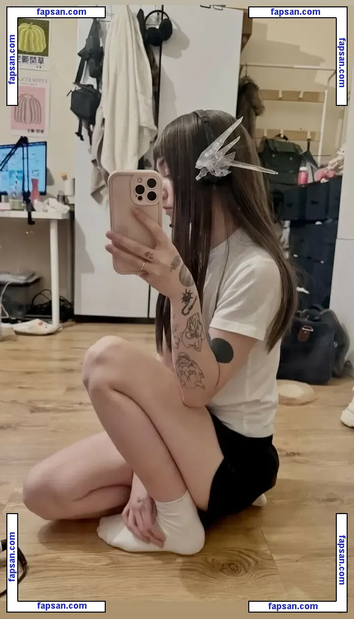 Haropones nude photo #0046 from OnlyFans