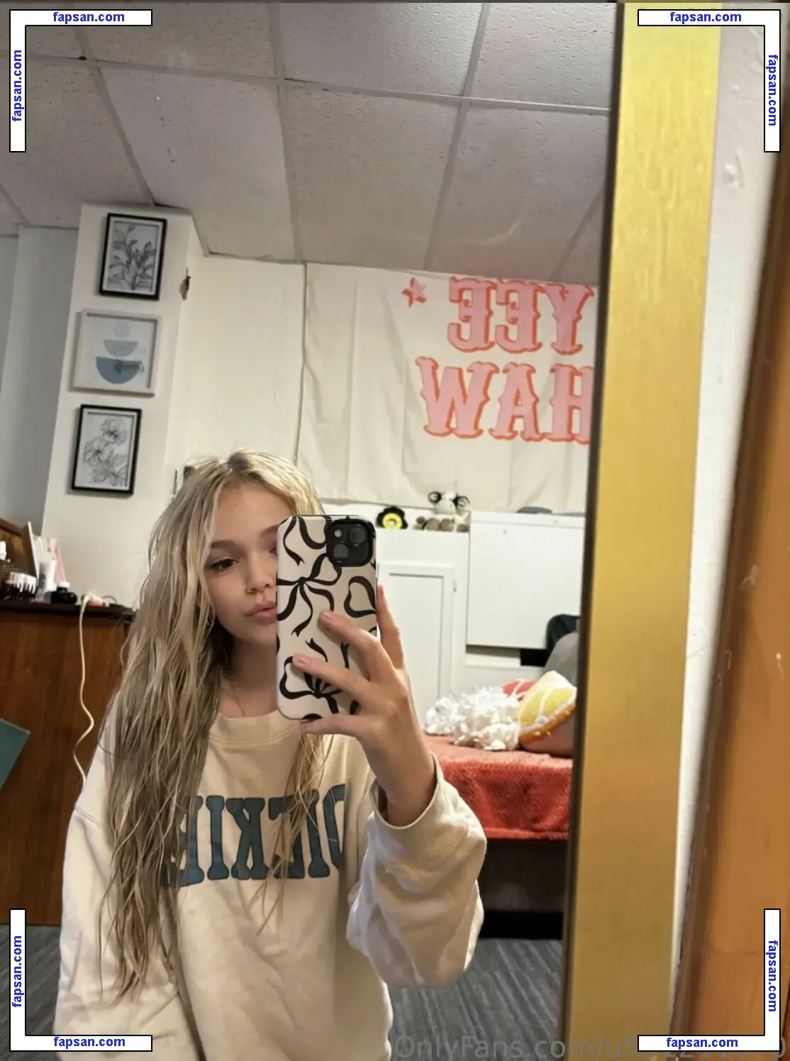 hartleyreed голая фото #0003 с Онлифанс