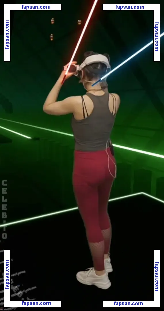 Haselnuuuss голая фото #0006 с Онлифанс