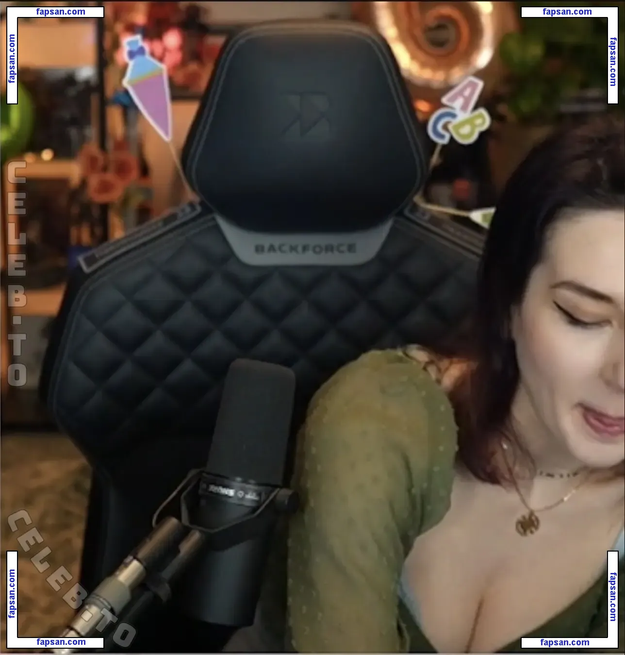 Haselnuuuss nude photo #0008 from OnlyFans