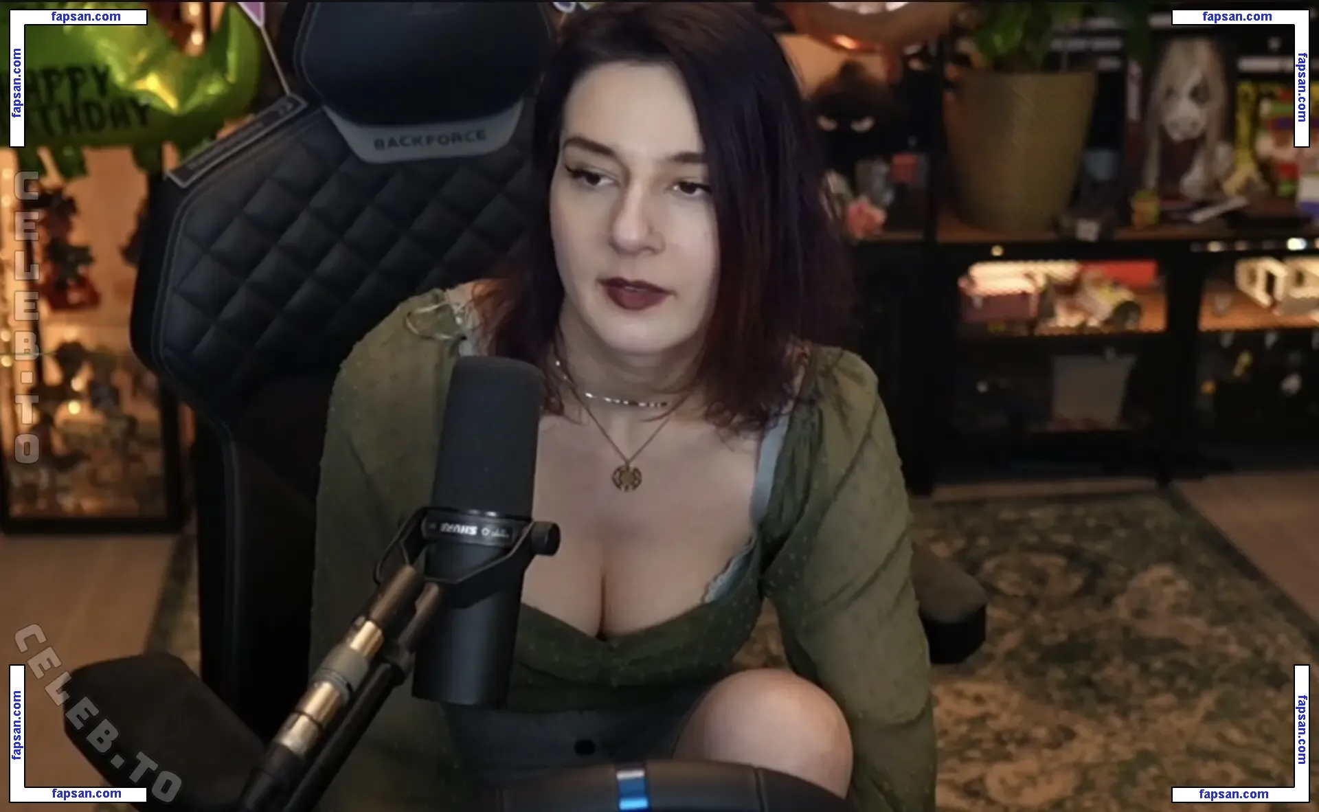 Haselnuuuss nude photo #0009 from OnlyFans