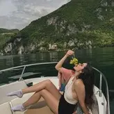 Haunted Hippie голая #0002