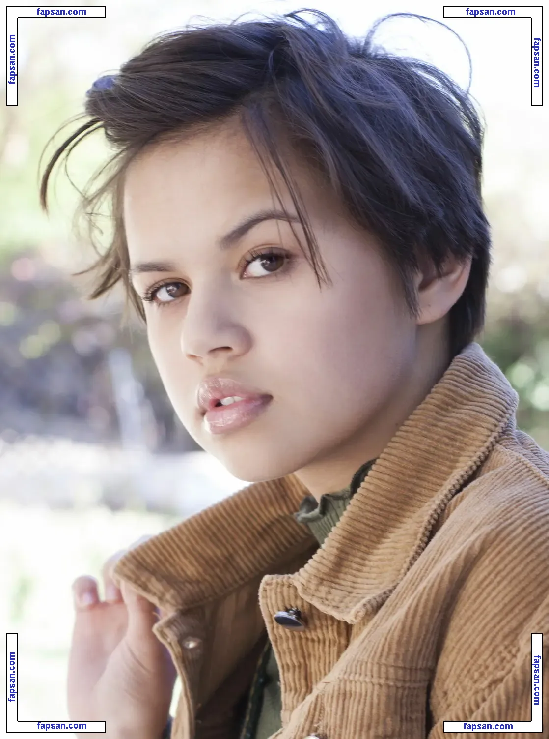 Havan Flores голая фото #0008 с Онлифанс