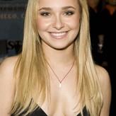 Hayden Panettiere голая #0551