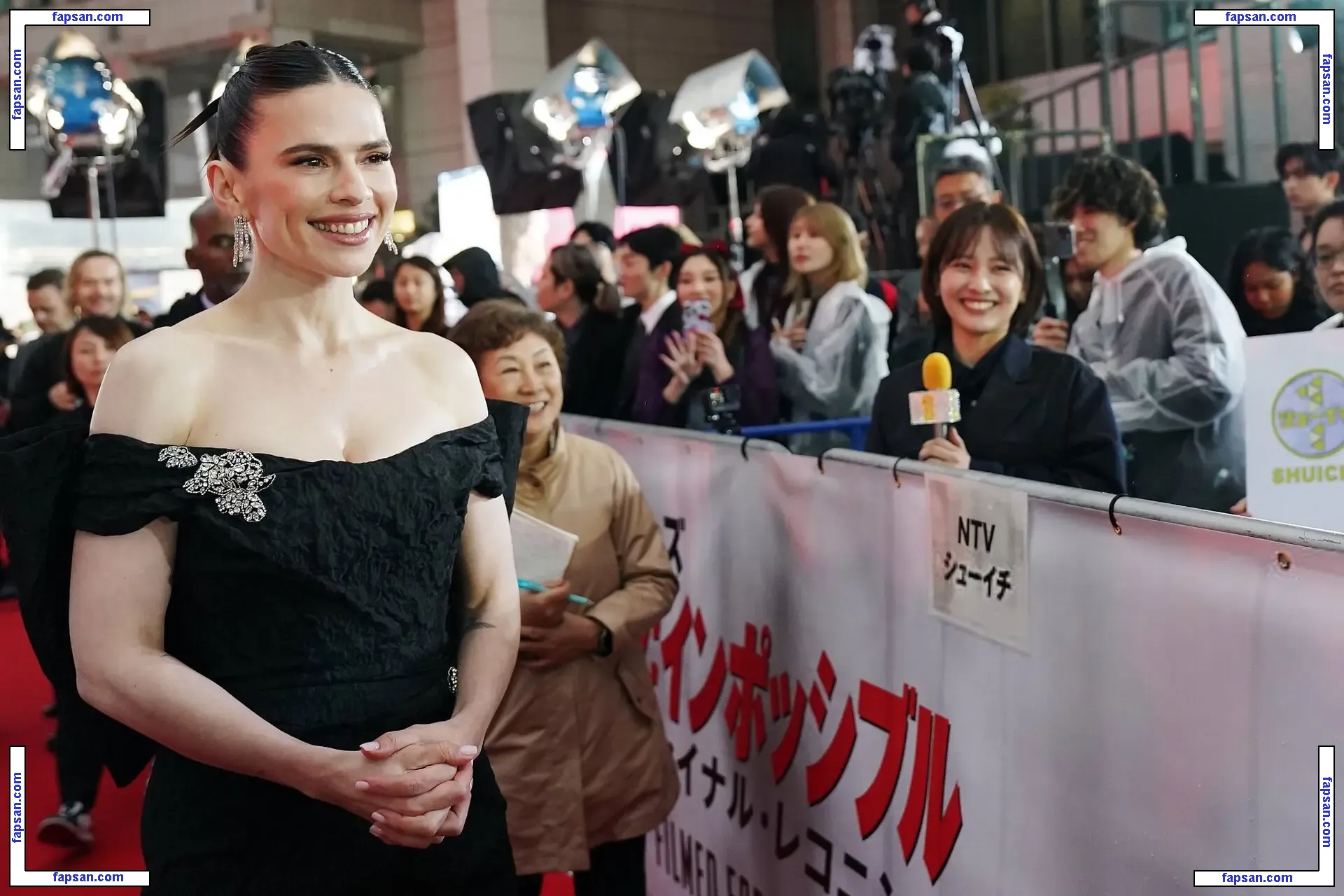 Hayley Atwell nude photo #0826 from OnlyFans