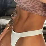 Hayley Carter голая #0023