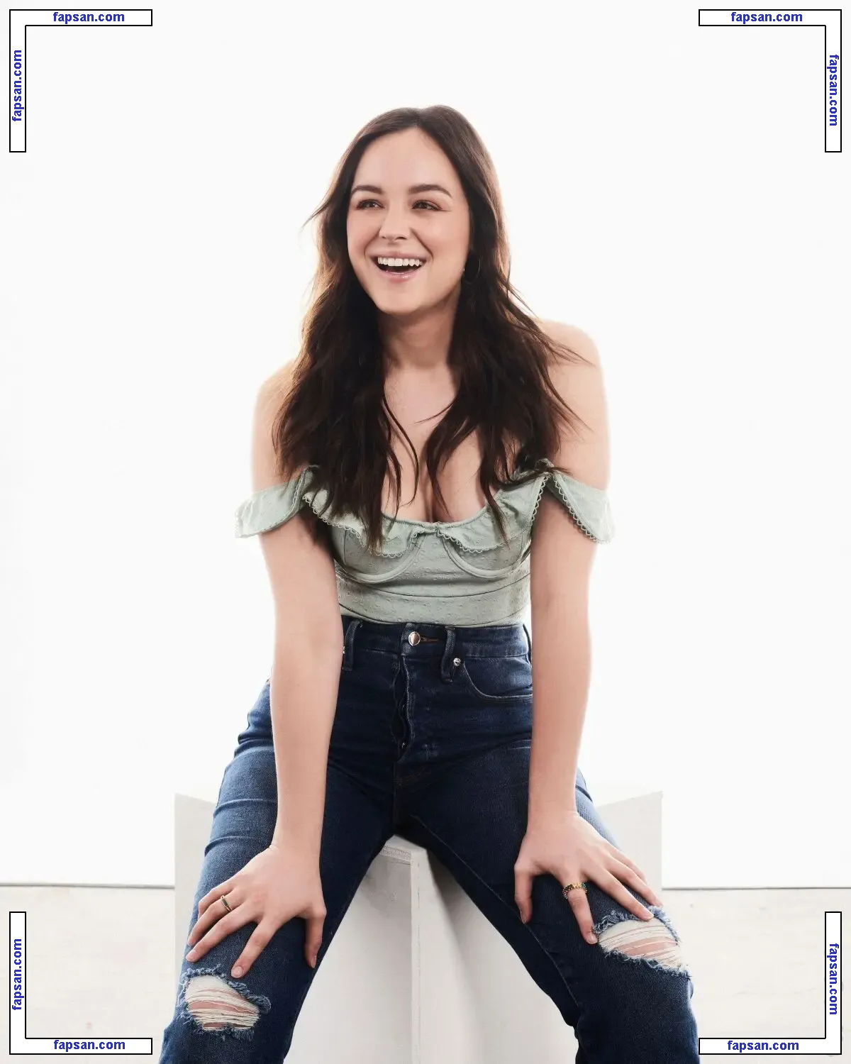 Hayley Orrantia nude photo #0005 from OnlyFans