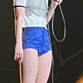 Hayley Williams голая #0240