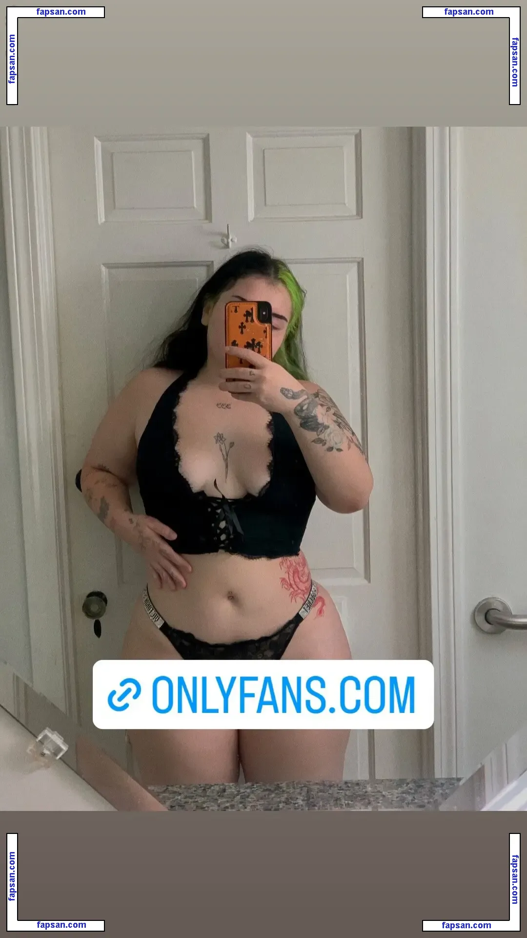 Hayxxx nude photo #0004 from OnlyFans