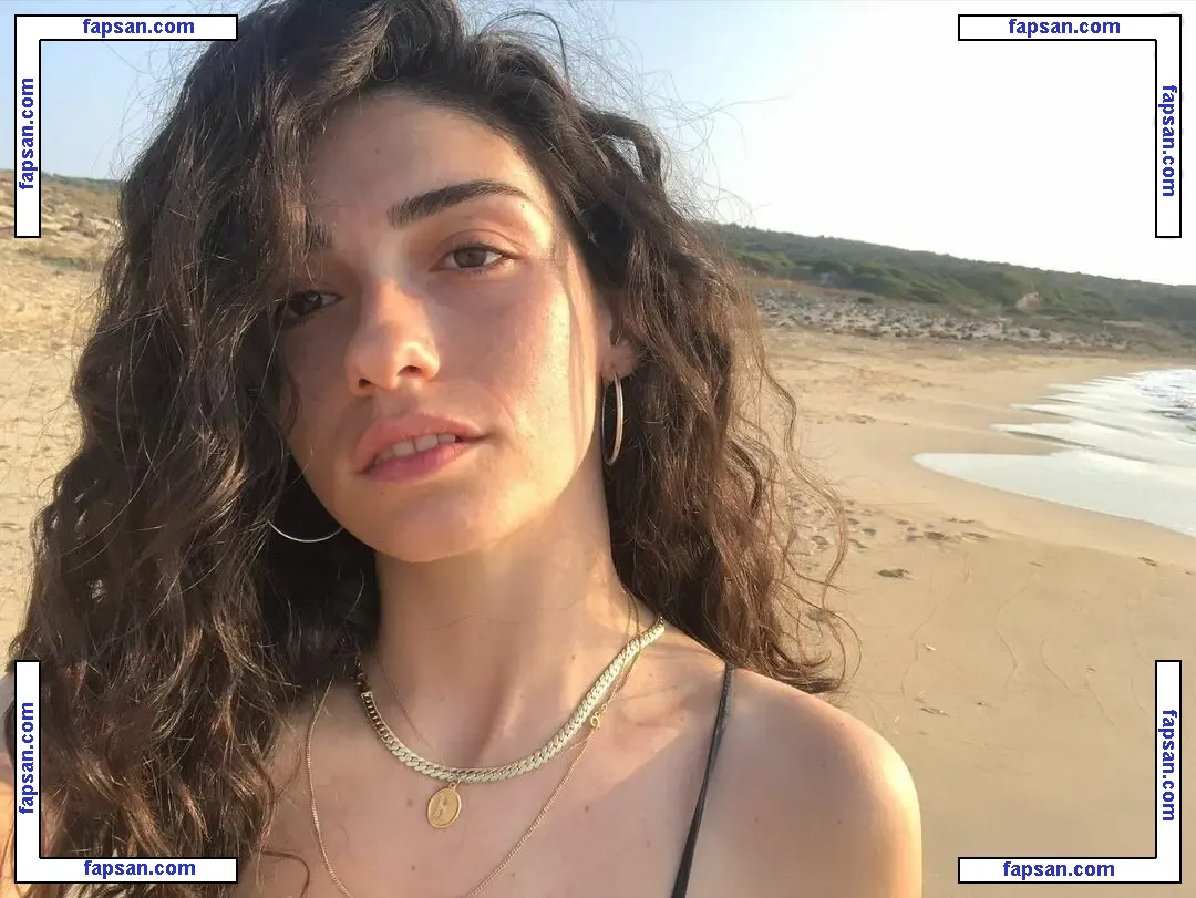 Hazar Erguclu nude photo #0001 from OnlyFans