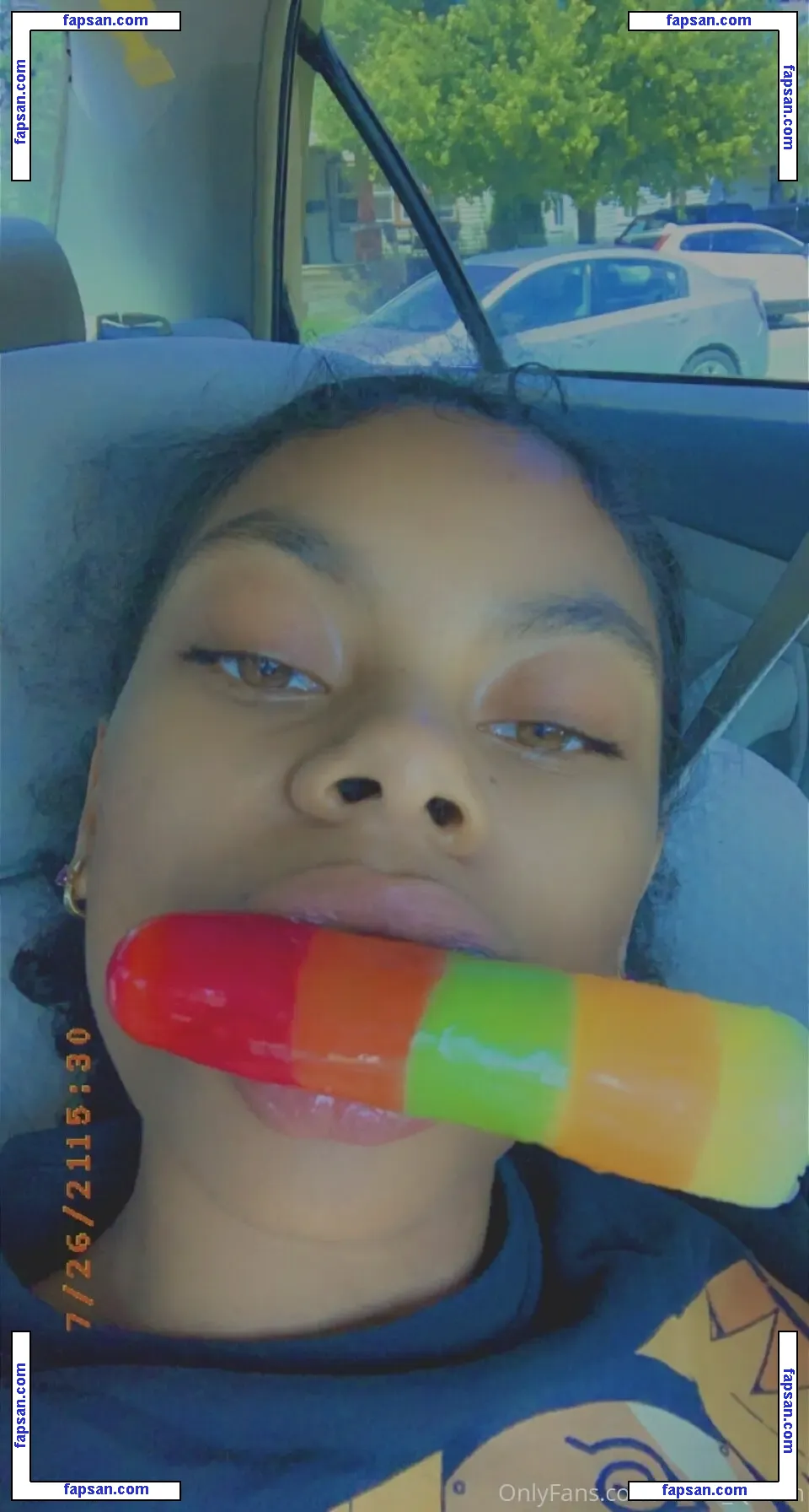 hazelqveen nude photo #0012 from OnlyFans