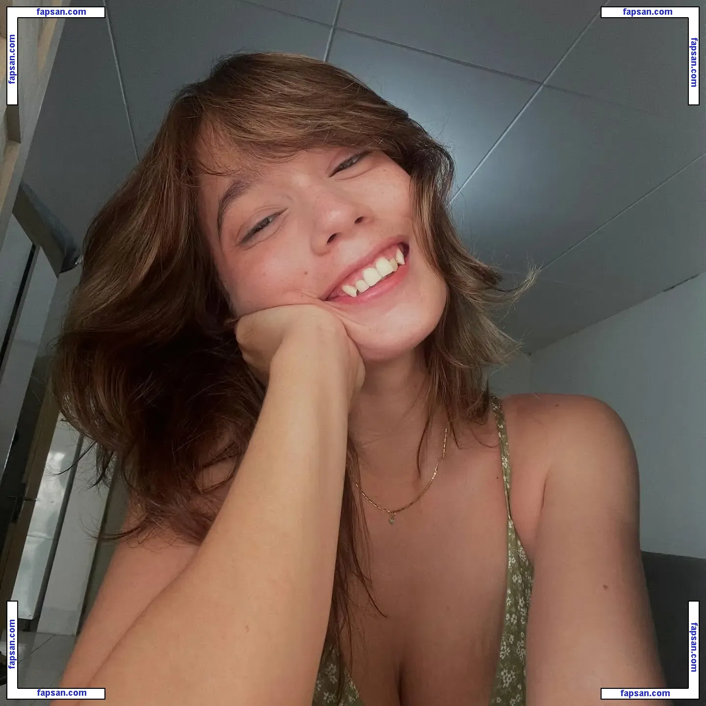 Hdceli голая фото #0061 с Онлифанс