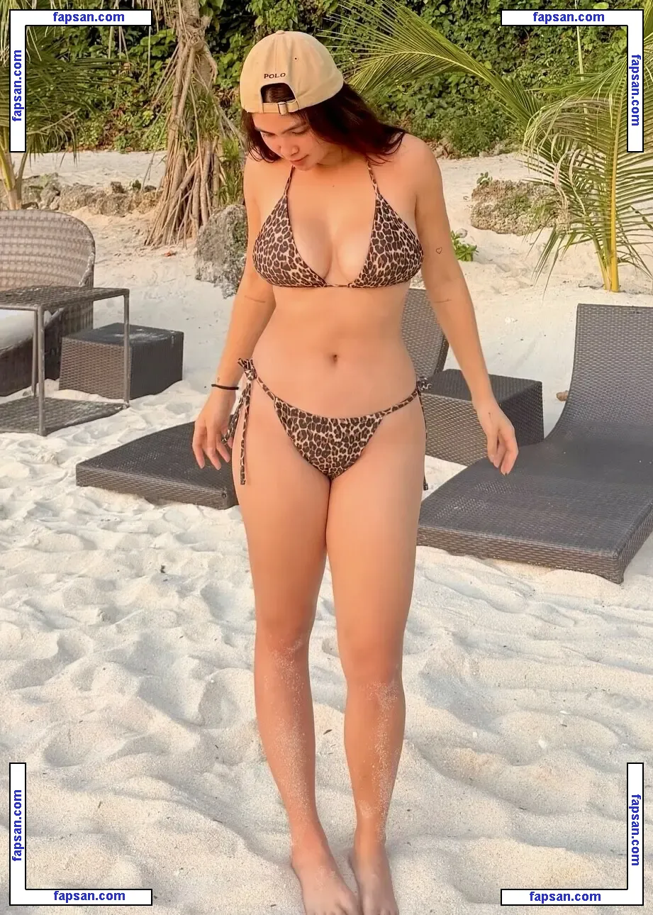 Heaven Paralejo nude photo #0050 from OnlyFans