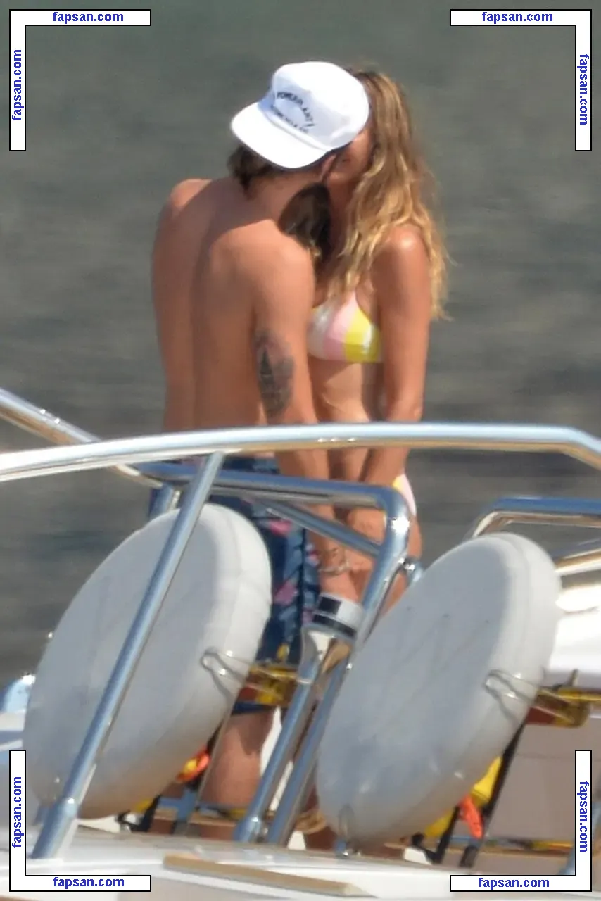 Heidi Klum nude photo #0197 from OnlyFans