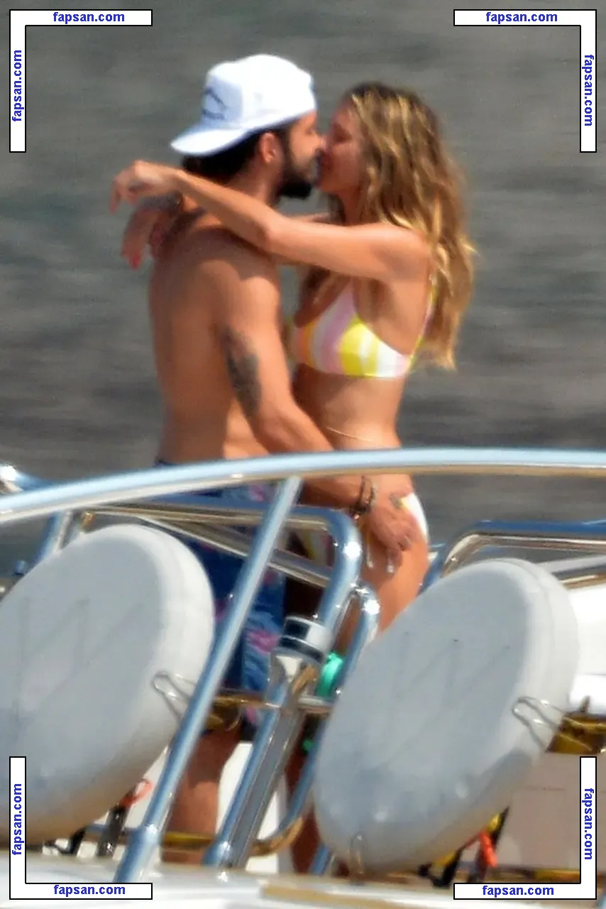 Heidi Klum nude photo #0198 from OnlyFans
