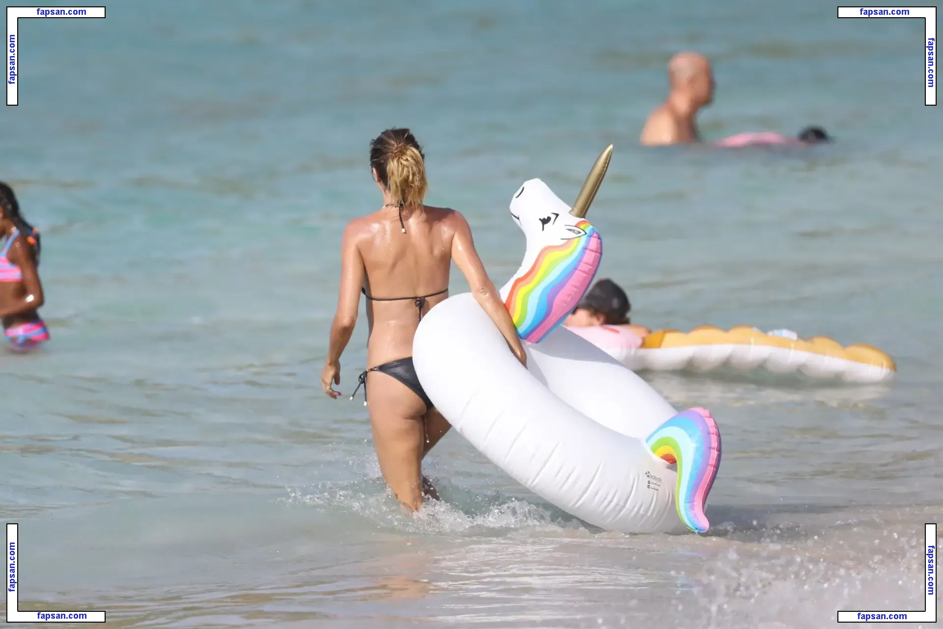 Heidi Klum nude photo #1058 from OnlyFans