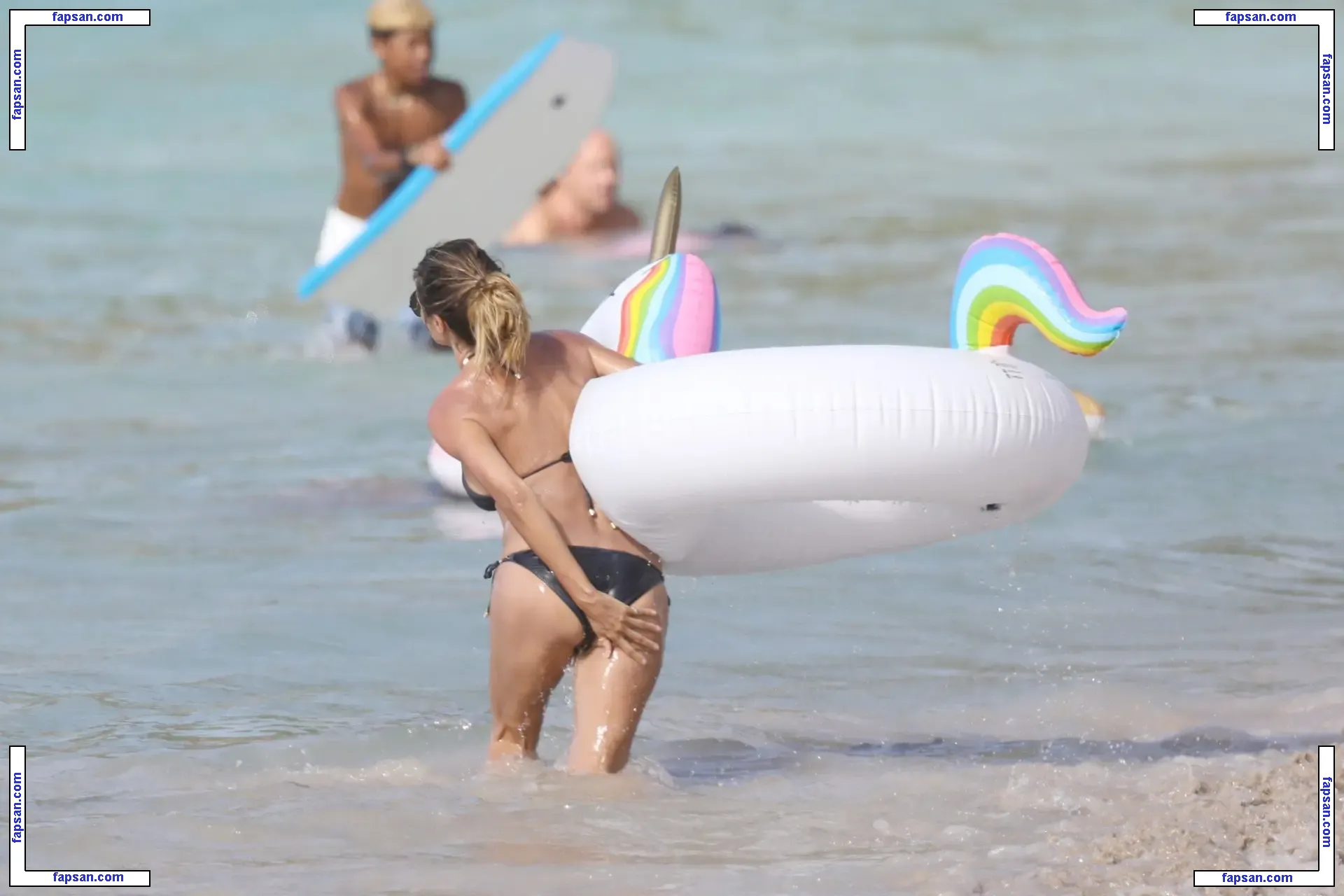 Heidi Klum nude photo #1060 from OnlyFans