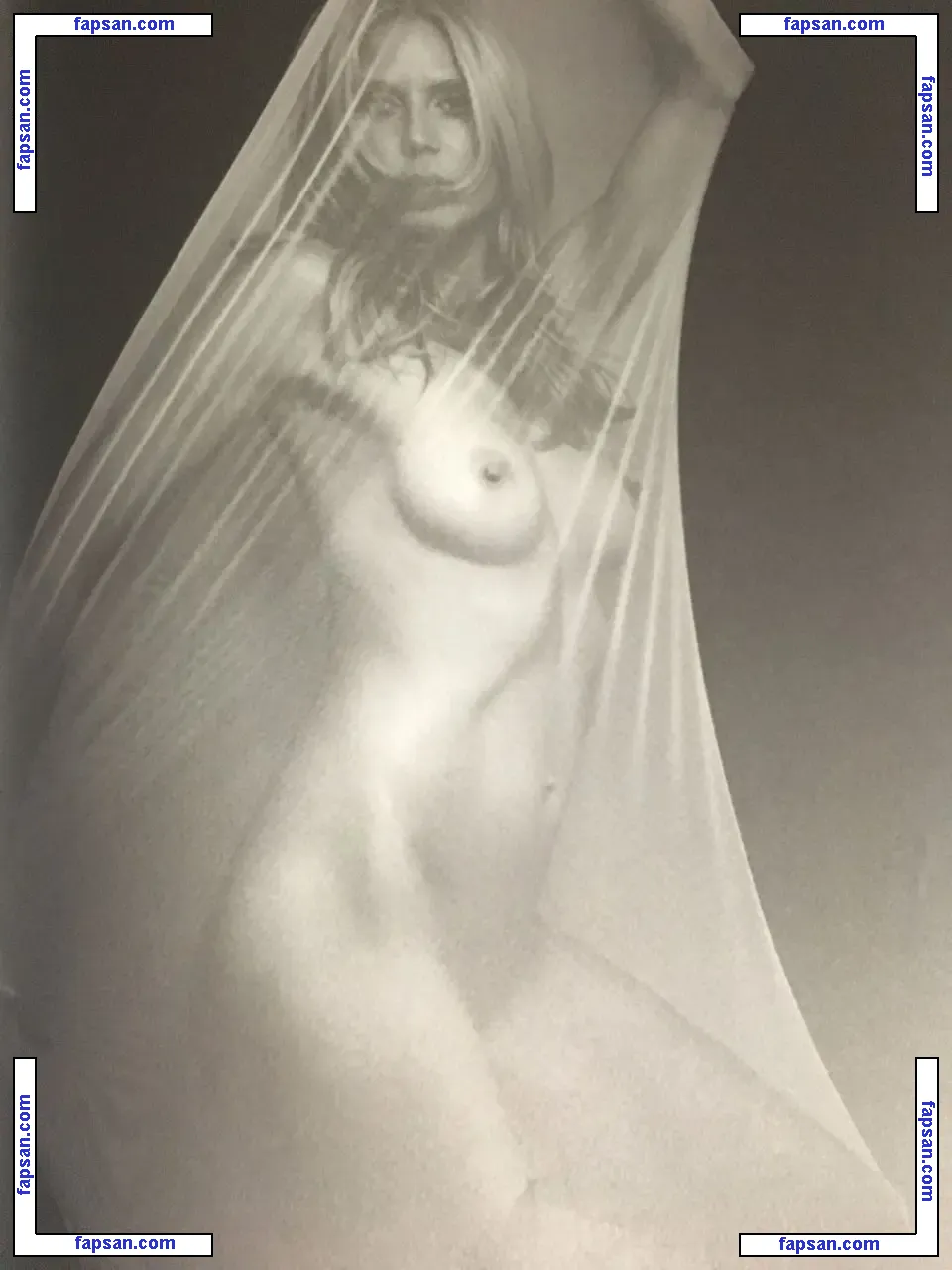 Heidi Klum nude photo #1170 from OnlyFans