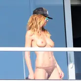Heidi Klum nude #1996