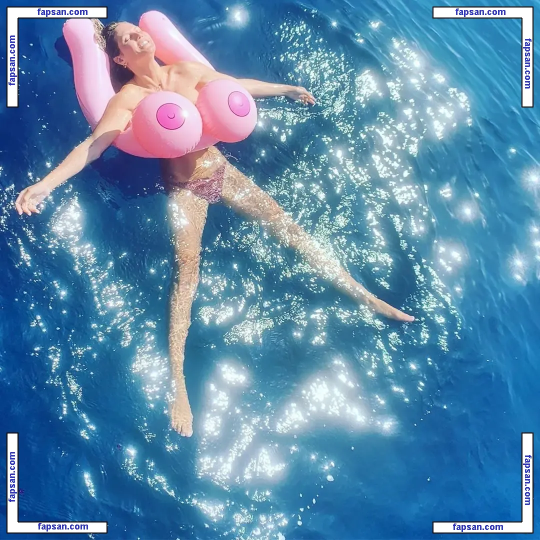 Heidi Klum nude photo #2559 from OnlyFans