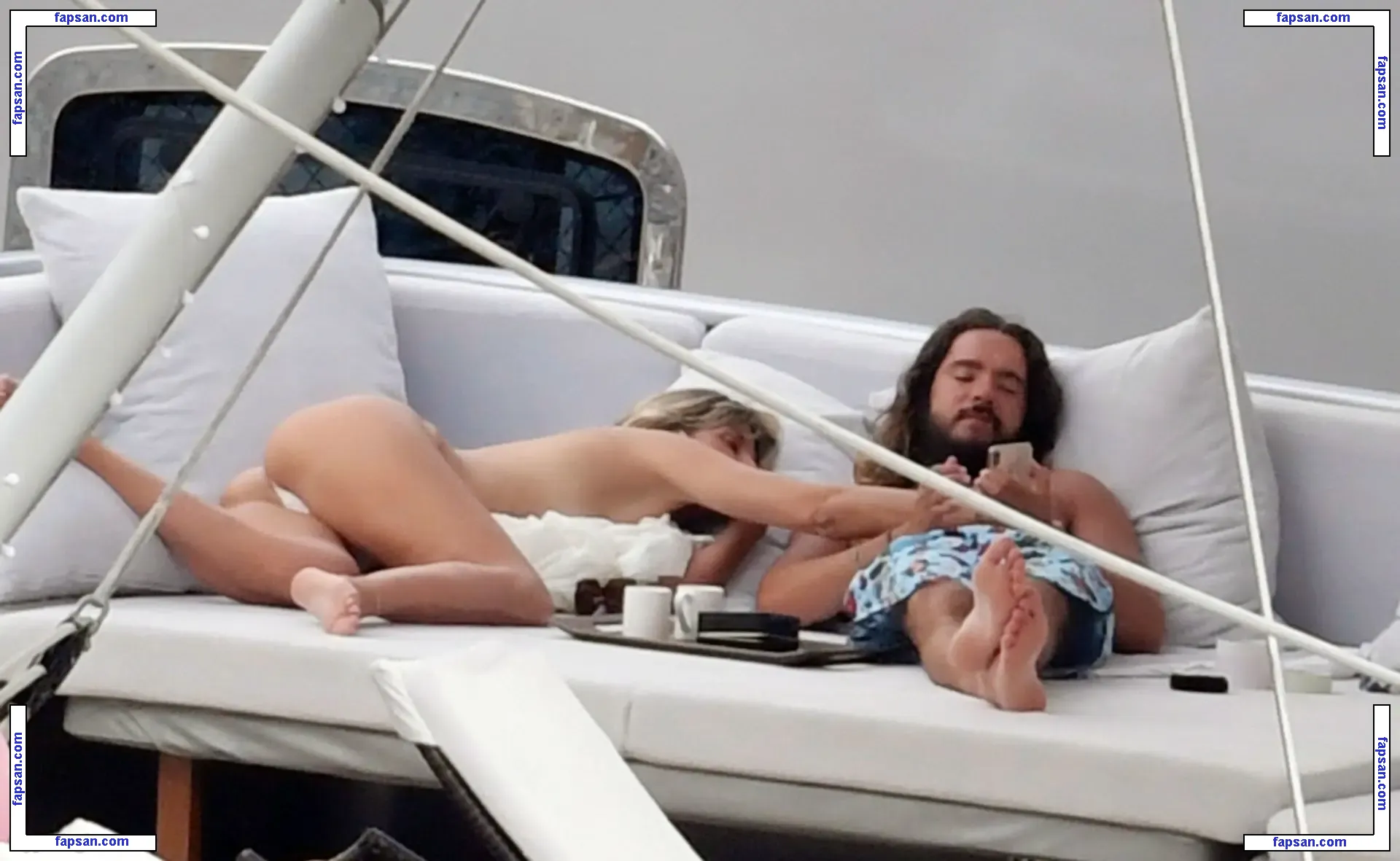 Heidi Klum nude photo #2621 from OnlyFans