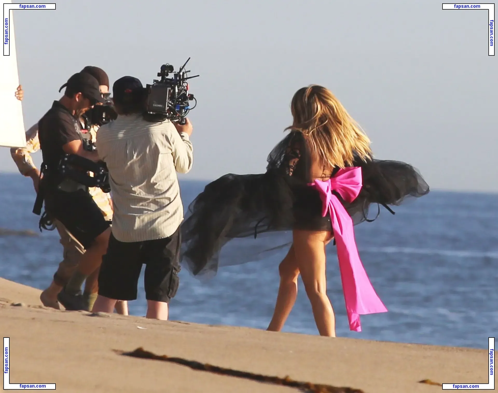 Heidi Klum nude photo #2838 from OnlyFans