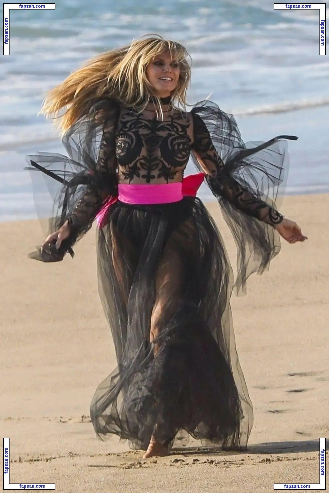 Heidi Klum nude photo #2868 from OnlyFans