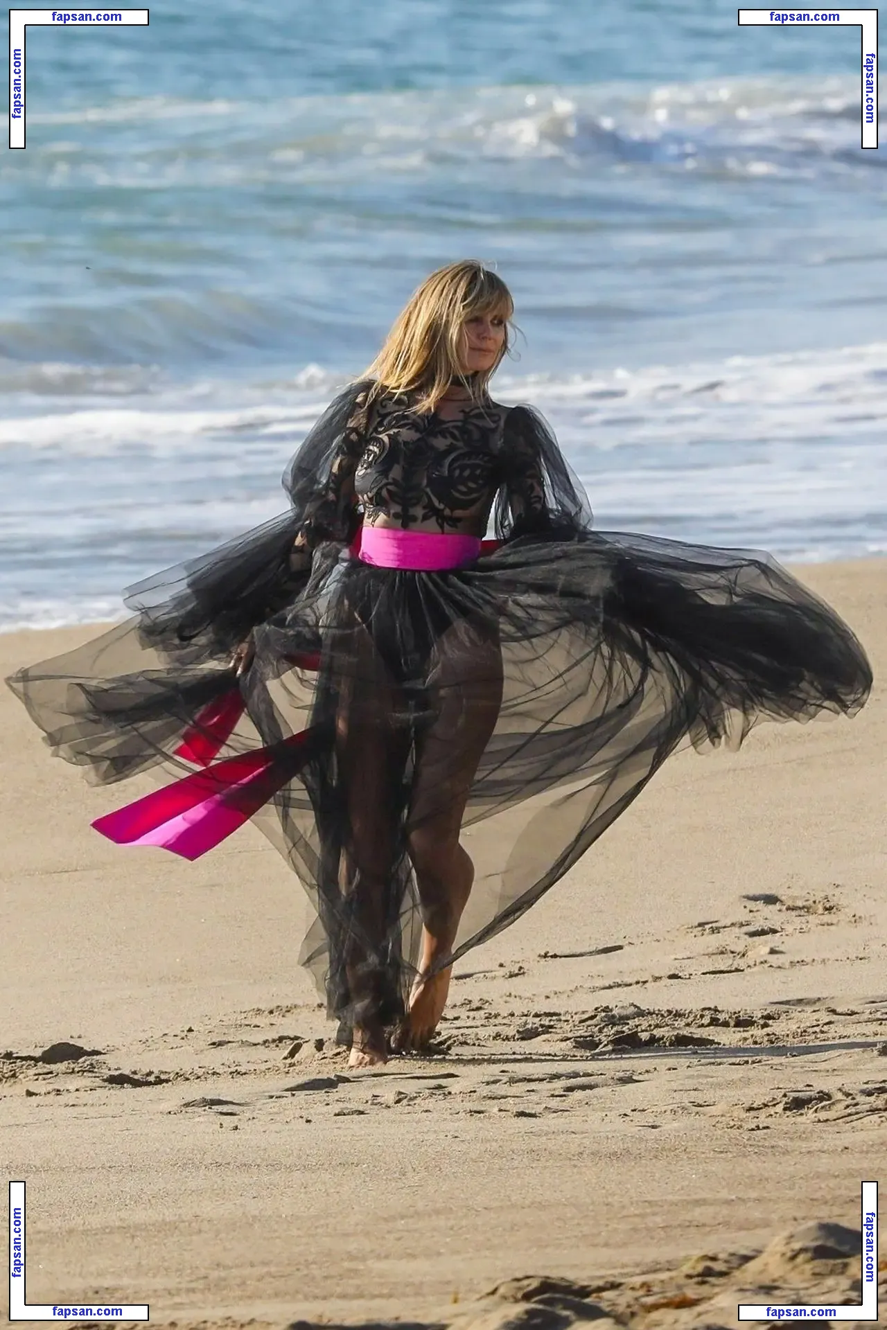 Heidi Klum nude photo #2888 from OnlyFans