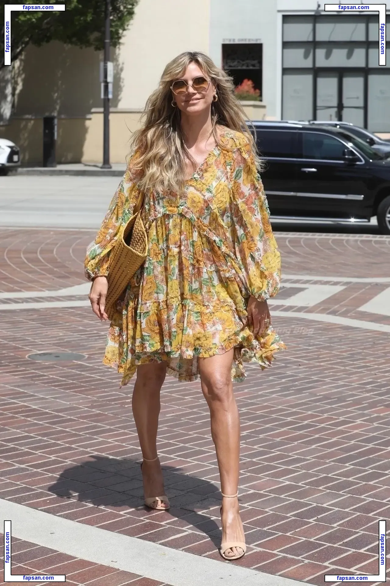 Heidi Klum nude photo #3139 from OnlyFans