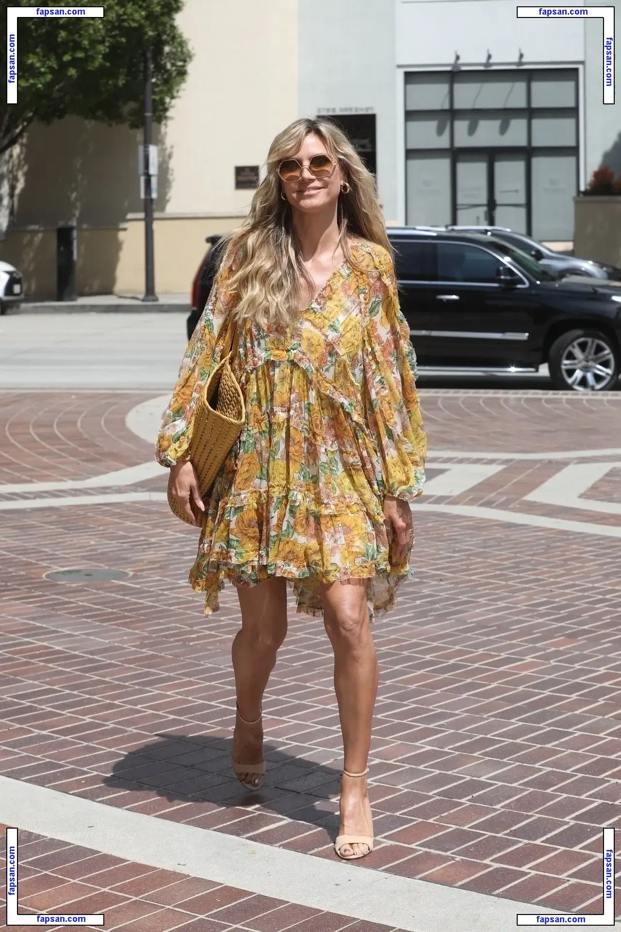 Heidi Klum nude photo #3150 from OnlyFans