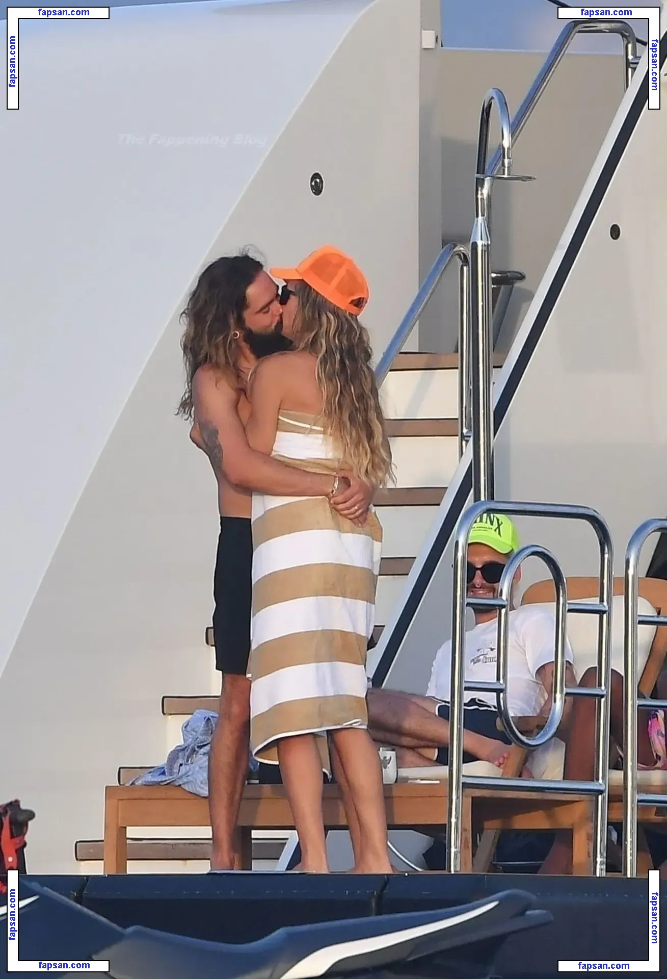 Heidi Klum nude photo #3654 from OnlyFans