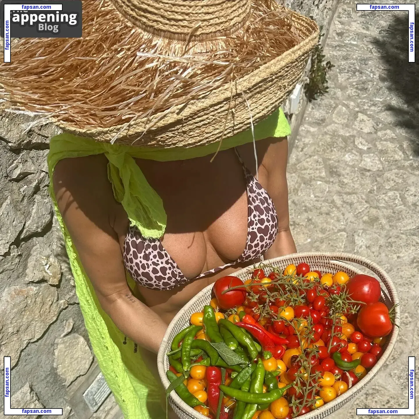 Heidi Klum nude photo #5972 from OnlyFans